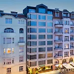 Boutique Victoria Hotel 4*