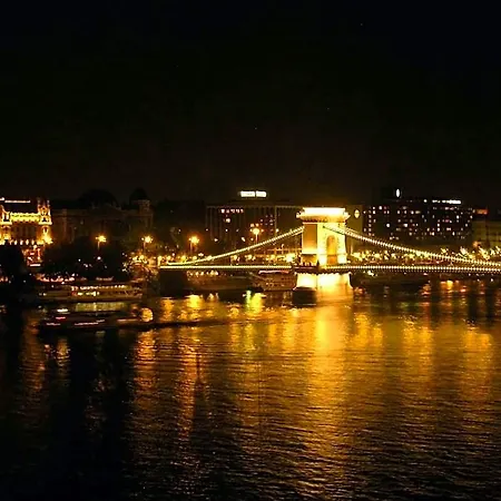 Boutique Victoria Hotel 4*
