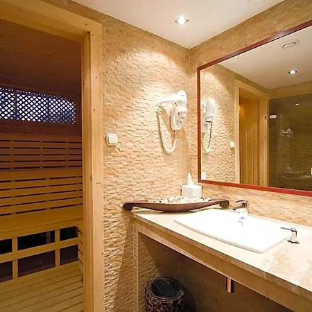Hotel Boutique Victoria 4*
