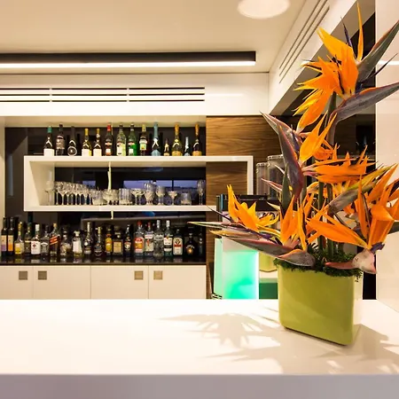 Boutique Victoria Hotel 4*